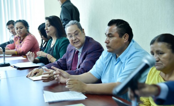 Aprueban en Comisiones legislativas combatir pobreza en población oaxaqueña