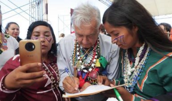De nuevo vamos a mirarnos de frente, manifiesta presidente López Obrador a pueblos indígenas en Hermosillo