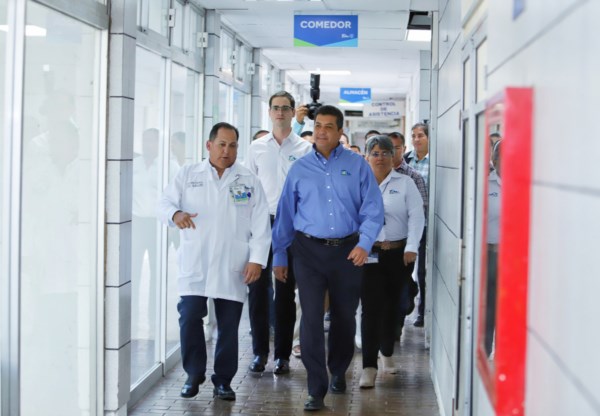 Supervisa gobernador trabajos de modernización del Hospital General de Reynosa.