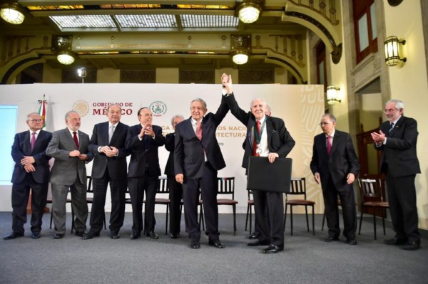 Crecimiento debe ir acompañado de desarrollo y bienestar, reafirma presidente AMLO