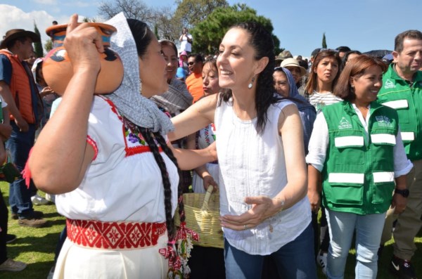 Entrega gobierno capitalino más de 11 mdp para suelo de conservación en San Lorenzo Tlacoyucan, Milpa Alta