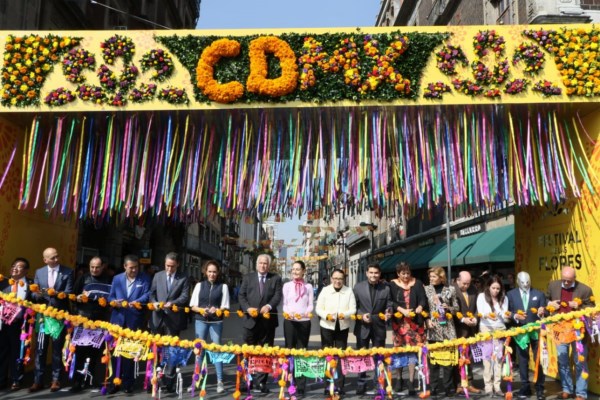 Inaugura Jefa de Gobierno Festival de las Flores del Centro Histórico
