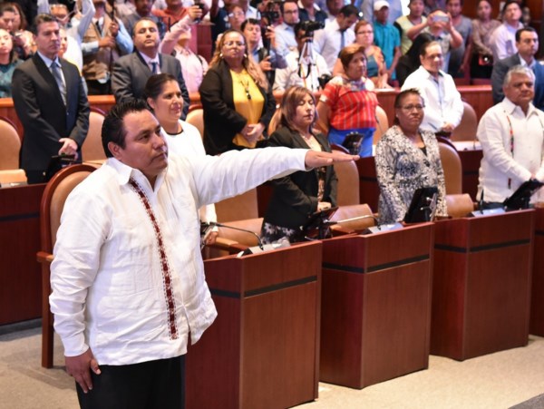 Protesta el diputado Horacio Sosa Villavicencio como nuevo presidente de la Jucopo en el Congreso Local