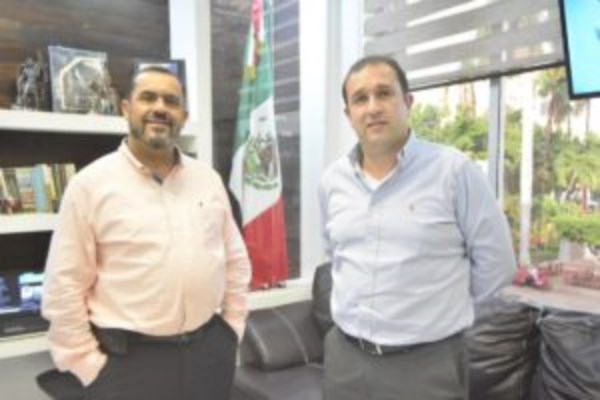 SE ACERCAN AL GOBIERNO DE MAZATLÁN EMPRESARIOS INTERESADOS EN INVERTIR EN EL PUERTO*