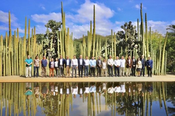 Se suma Semaedeso a la iniciativa de conservación de especies emblemáticas de cactáceas y agaves