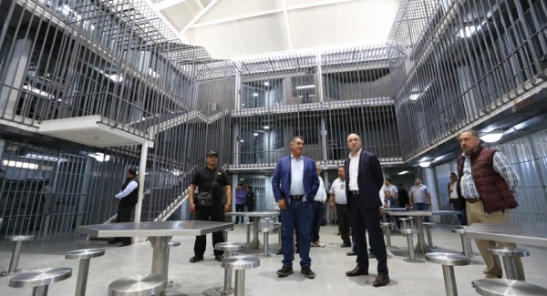 Asiste Subsecretario de Seguridad federal a Mesa por la Paz en NL