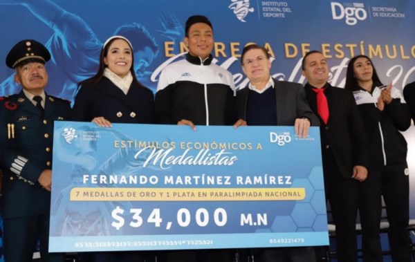 Entrega Gobernador estímulos a deportistas 2019