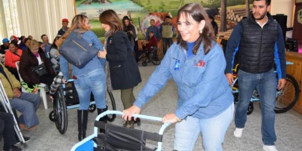 Entrega DIF Estatal apoyos funcionales y equipamiento para la UBR de Guerrero