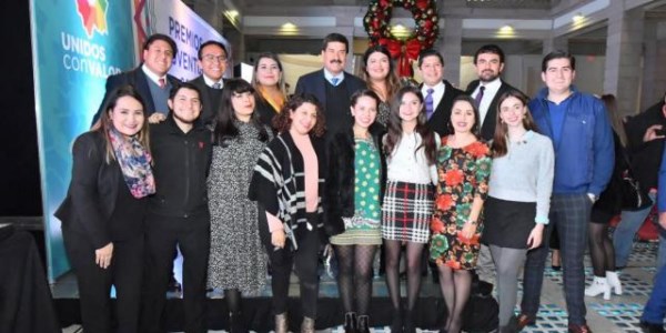 Entrega Javier Corral los Premios Juventud 2019