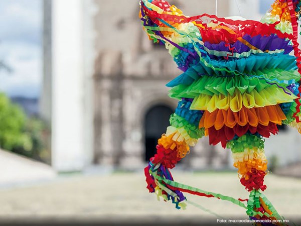 Acolman punto obligado para entender el origen y tradición de las piñatas