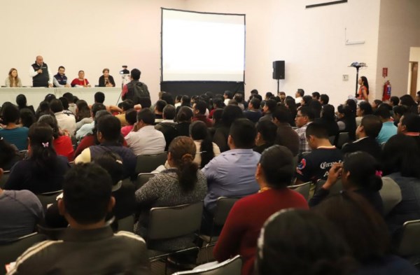 Fortalece IEEPO acciones a favor de la educación indígena de Oaxaca