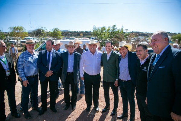 Gobernador y titular de SADER acuerdan apoyo para productores queretanos