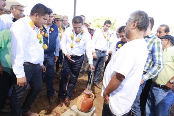 Inicia fase de agua potable para todos: Silvano Aureoles