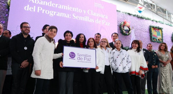 Reconoce Estado a 800 secundarias públicas con el premio “Bandera de la Paz”