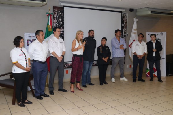 Reconoce Ivette Morán de Murat trabajo de chefs  oaxaqueños y oaxaqueñas