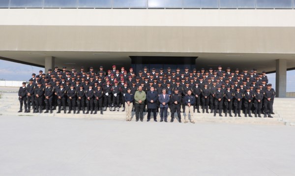 Se gradúan 143 nuevos policías de la Universidad de Ciencias de la Seguridad