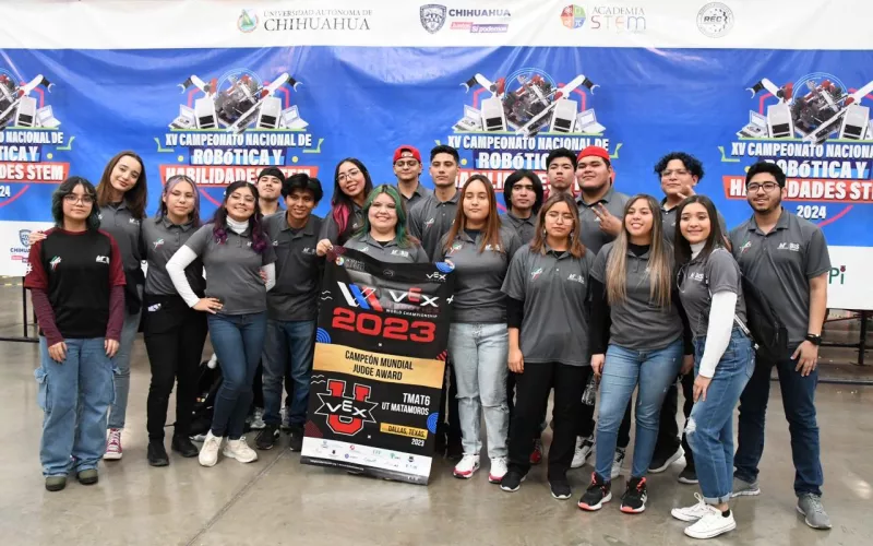 Participan más de mil estudiantes en el XV Campeonato Nacional de Robótica y Habilidades STEM