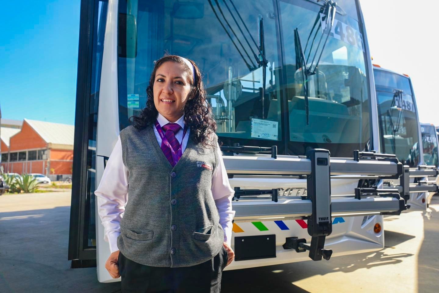 HABRÁ BECAS EDUCATIVAS PARA TRABAJADORES DEL TRANSPORTE Y FAMILIARES
