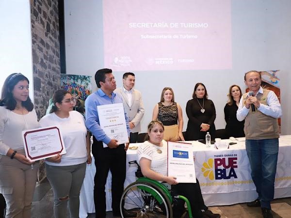 Entrega Turismo certificaciones a hoteles y restaurantes de Puebla