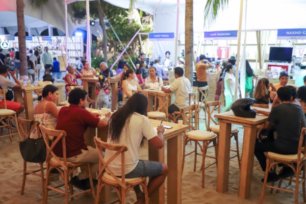 Expo Promoción Económica Mar y Negocios deja más de 18 mdp para comercios locales