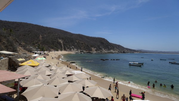 Destina la Secturjal 6.7 mdp para la renovación de mobiliario en 50 comercios de playas de Jalisco