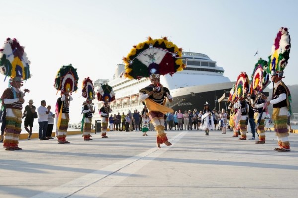 Llega primer crucero del 2025 a Huatulco