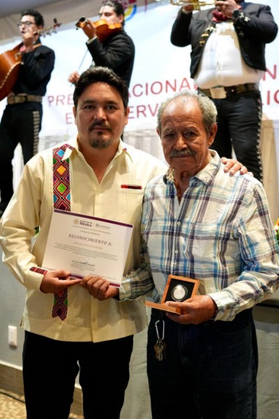 Entrega SSO Premio Nacional de Antigüedad a 81 trabajadoras y trabajadores