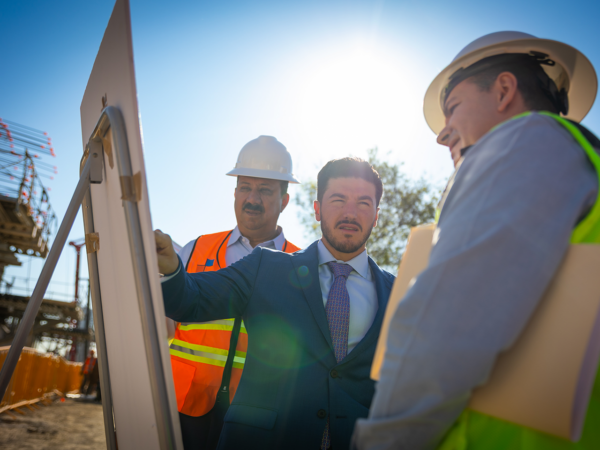 Supervisa Gobernador obras de la Línea 6 del Metro