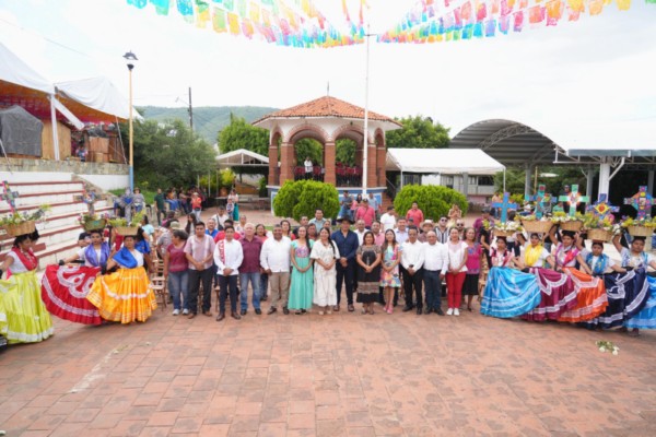 Celebra San Antonio Arrazola la Guelaguetza 2025 con Expo Feria Artesanal de Alebrijes