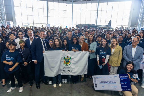 Inaugura Gobernador Academia Espacial de Querétaro