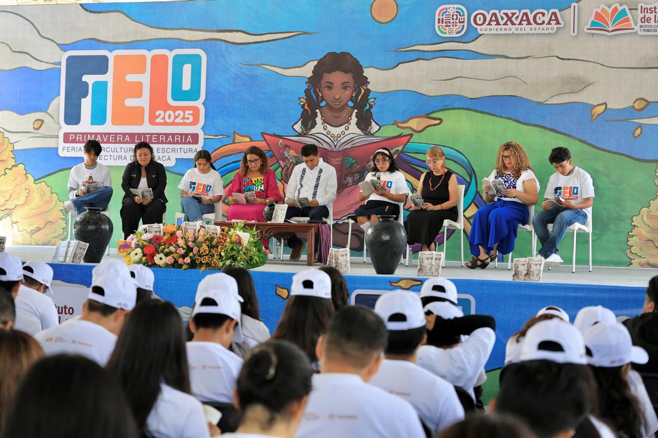 Fomento a la Lectura, estrategia de la Primavera Oaxaqueña que acerca el conocimiento a los pueblos y comunidades: Salomón Jara