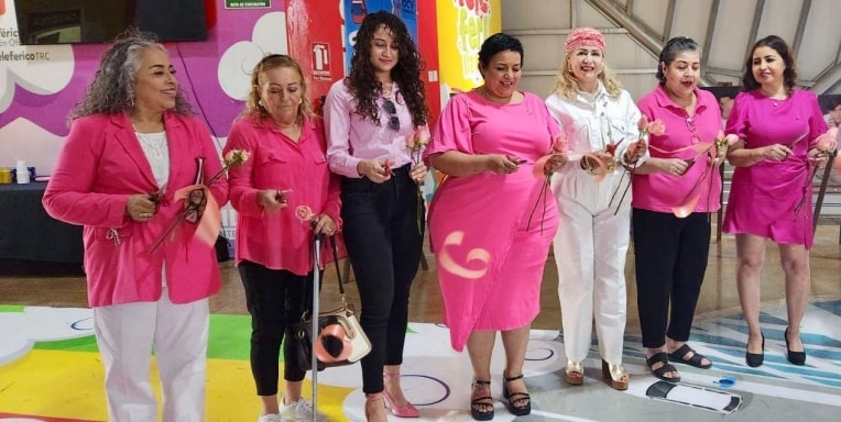 Se inaugura en teleférico exposición “Amor que Sana”, en el marco del Día Mundial de la Lucha contra Cáncer de Mama