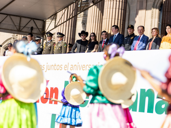 Celebra NL desfile por la Revolución Mexicana; Entregan Premio Estatal del Deporte 2025