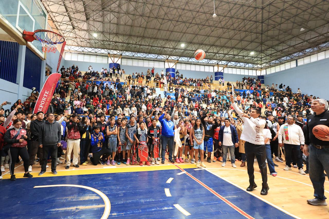 Inaugura Salomón Jara Etapa Estatal de la Liga Telmex- Telcel de básquetbol 2025