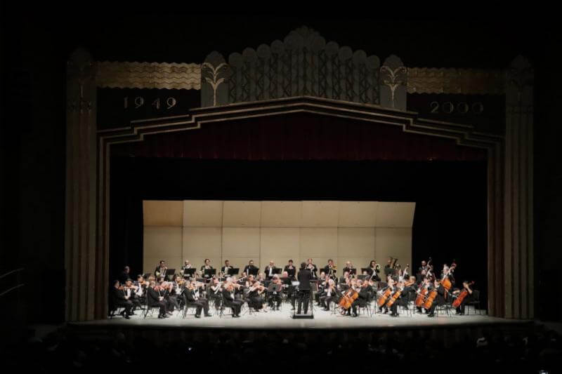 Orquesta sinfónica de Yucatán cautiva con homenaje a Tchaikovsky