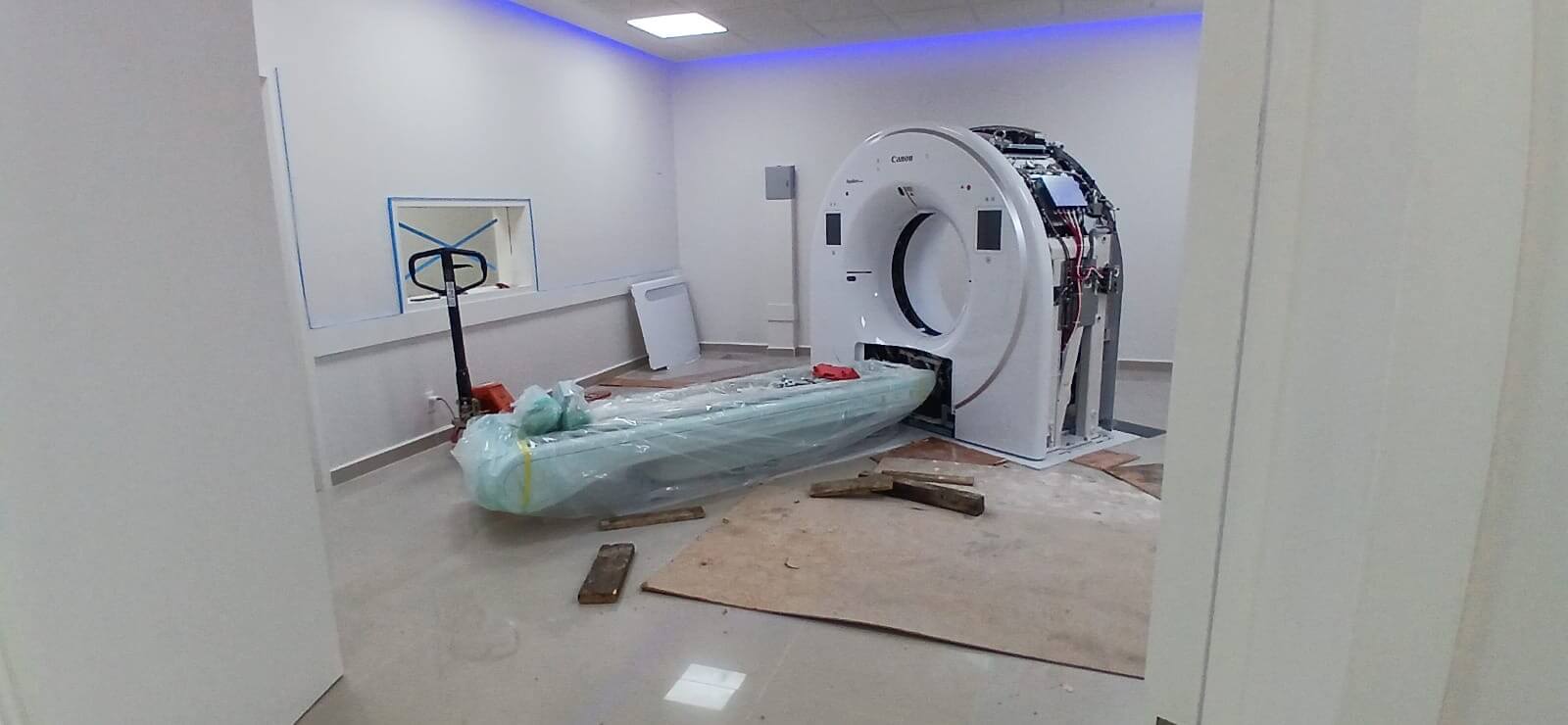Gobierno de Oaxaca adquiere dos nuevos tomógrafos y resonador magnético de alta tecnología