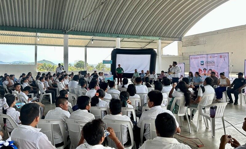 Impulsa SE-Sipinna acciones de prevención de adicciones a la niñez y juventudes de Santiago Jamiltepec