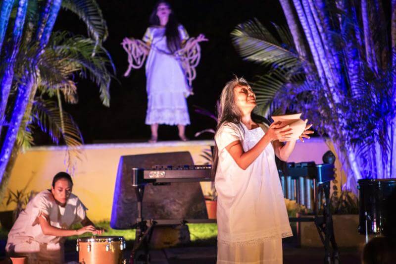 Como parte de los trabajos de la Red ECOS Yucatán, se presentó en Izamal la obra escénica y ópera «Sujuy Ja’».