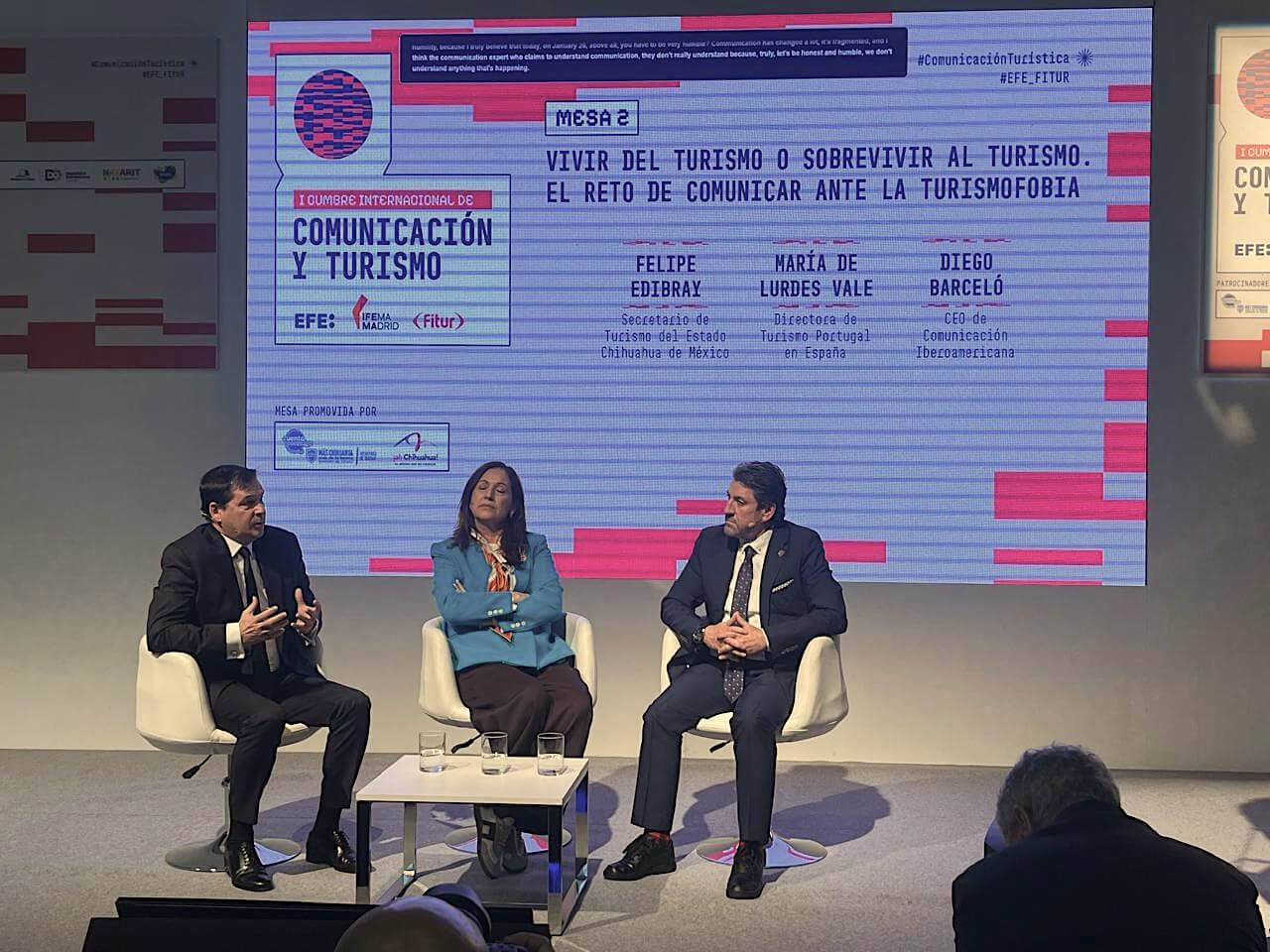 Participa Secretaría de Turismo de Chihuahua en conferencia magistral en la FITUR 2026 en Madrid, España