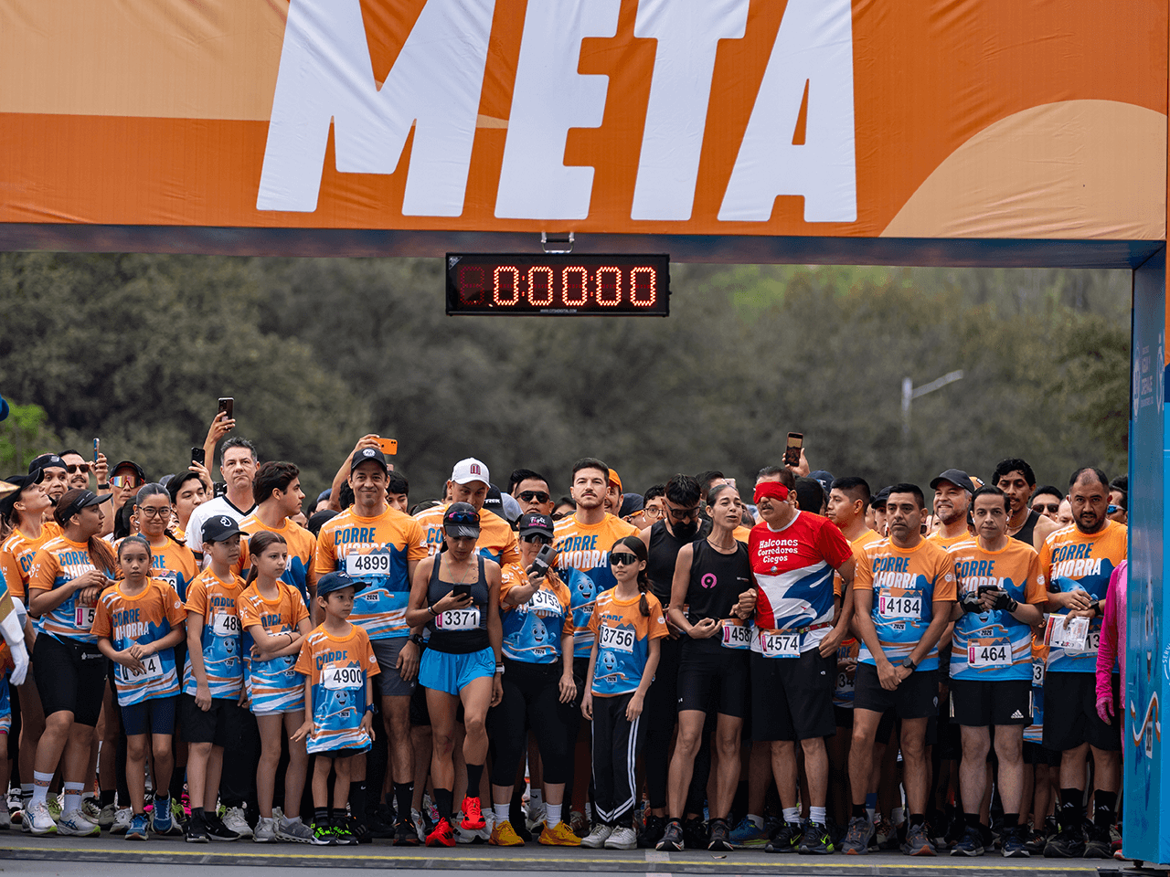 Encabeza Gobernador Carrera “Corre Ahorra 2026” en Parque Fundidora