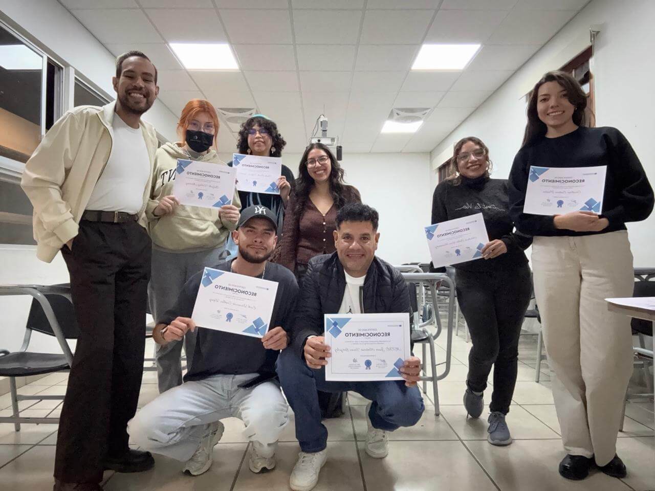 APRENDE ​​INGLÉS, FRANCÉS, ALEMÁN, ITALIANO, JAPONÉS Y MÁS EN EL CENTRO DE IDIOMAS DEL ESTADO