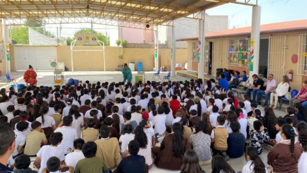 LLEVAN CELEBRACIÓN DEL DÍA DE LA DANZA A ESCUELA PRIMARIA