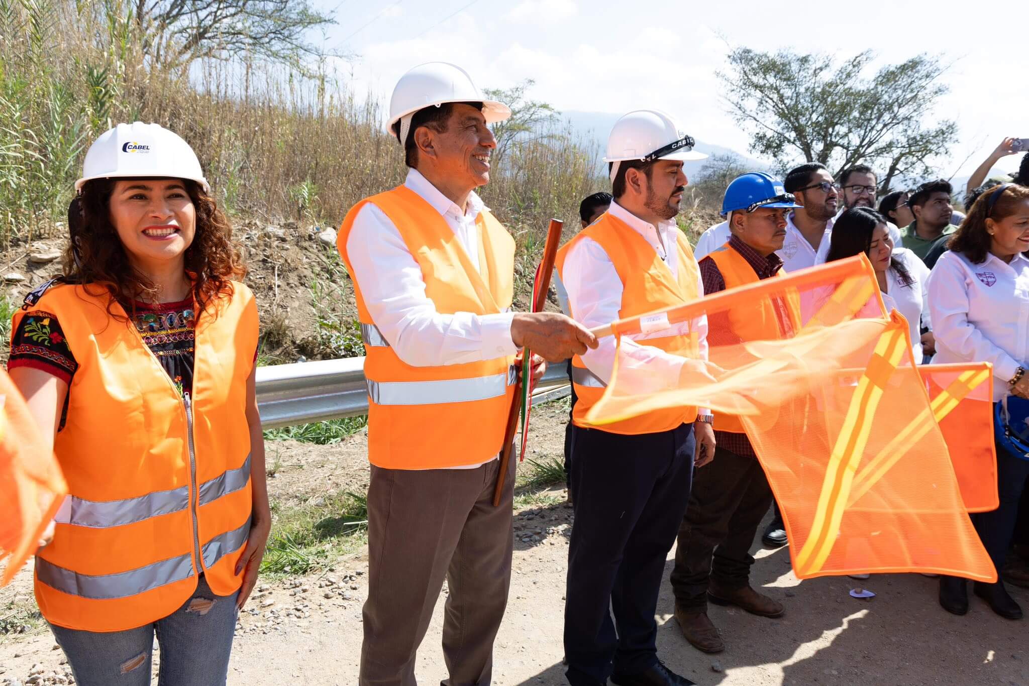 Llevamos bienestar con las Obras Primavera Oaxaqueña a nuestras amigas y amigos de #Ejutla de Crespo: Salomon Jara Cruz