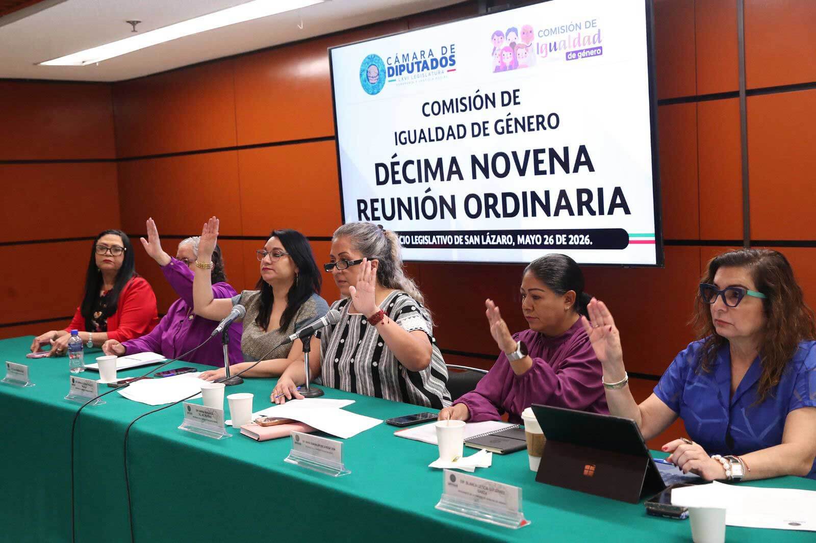 Aprueban en Comisión dictamen para impulsar programas que faciliten el acceso al crédito a mujeres rurales y ejidatarias