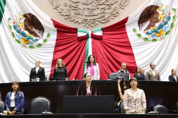 Clausura diputada Kenia López trabajos del periodo de sesiones extraordinarias de la Cámara de Diputados