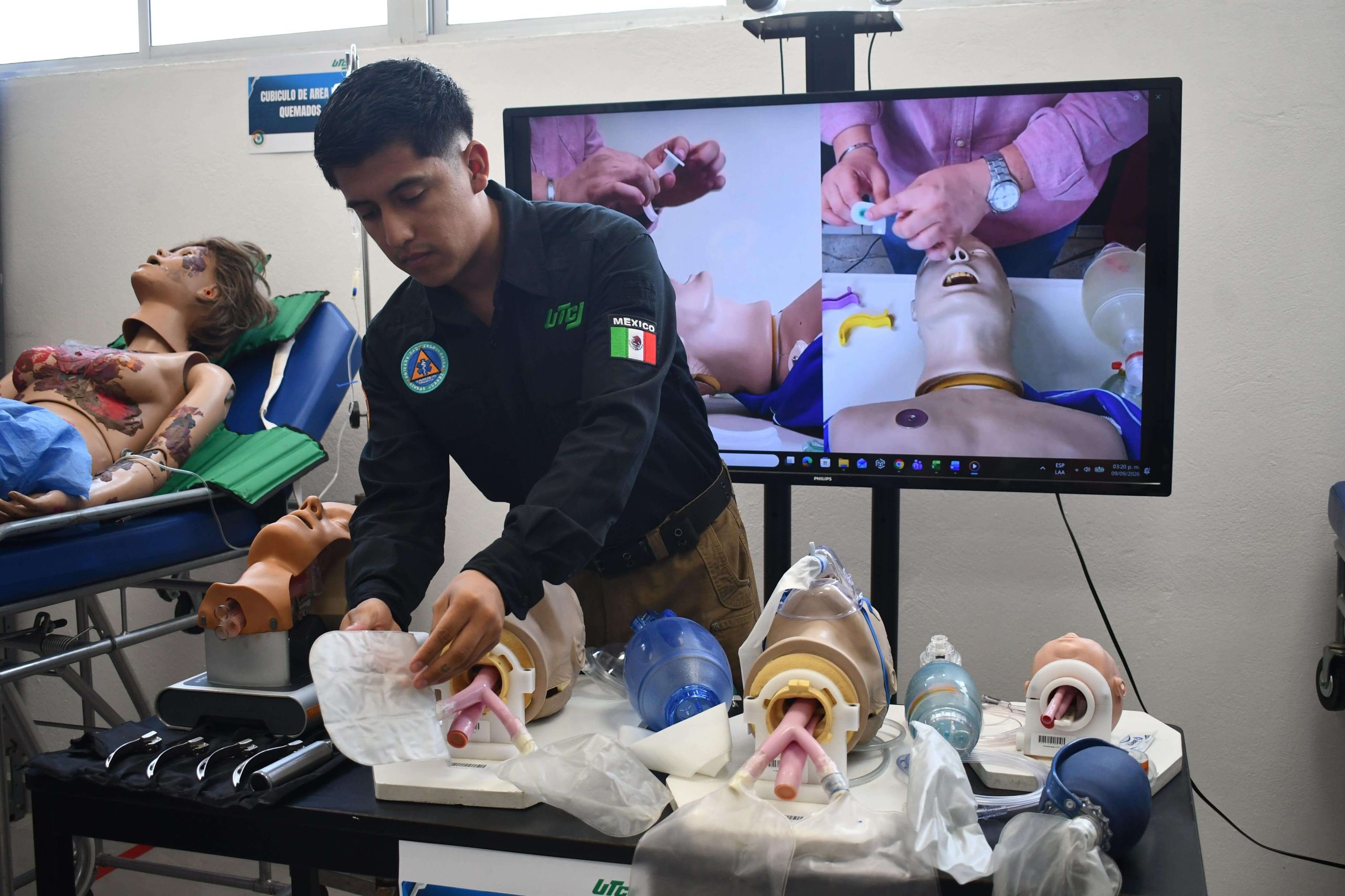 Inaugura UTCJ laboratorio de atención prehospitalaria