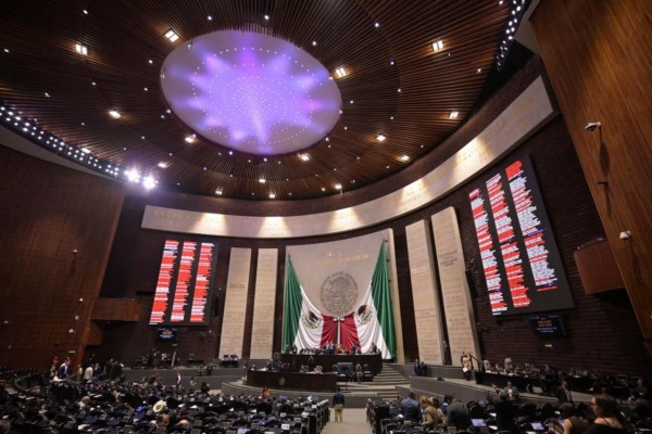 Cámara de Diputados aprobó, en lo general, dictamen a la Ley de Ingresos que estima recaudar 10.6 billones de pesos en 2027