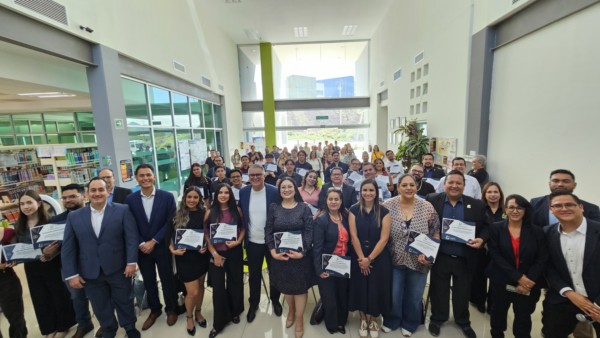 Fortalece Universidad Politécnica la formación en electromovilidad tras convenio con Midtronics