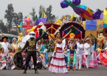 Guelaguetza durante la inauguración del Gran Premio de México 2019,