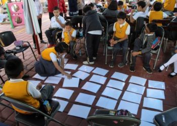 El proyecto establece la promoción y difusión de virtudes y valores en niñas y niños a través de tres ejes.